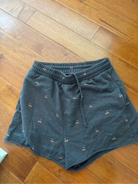 Arizona Jeans Co Cherry Gray Soft Shorts